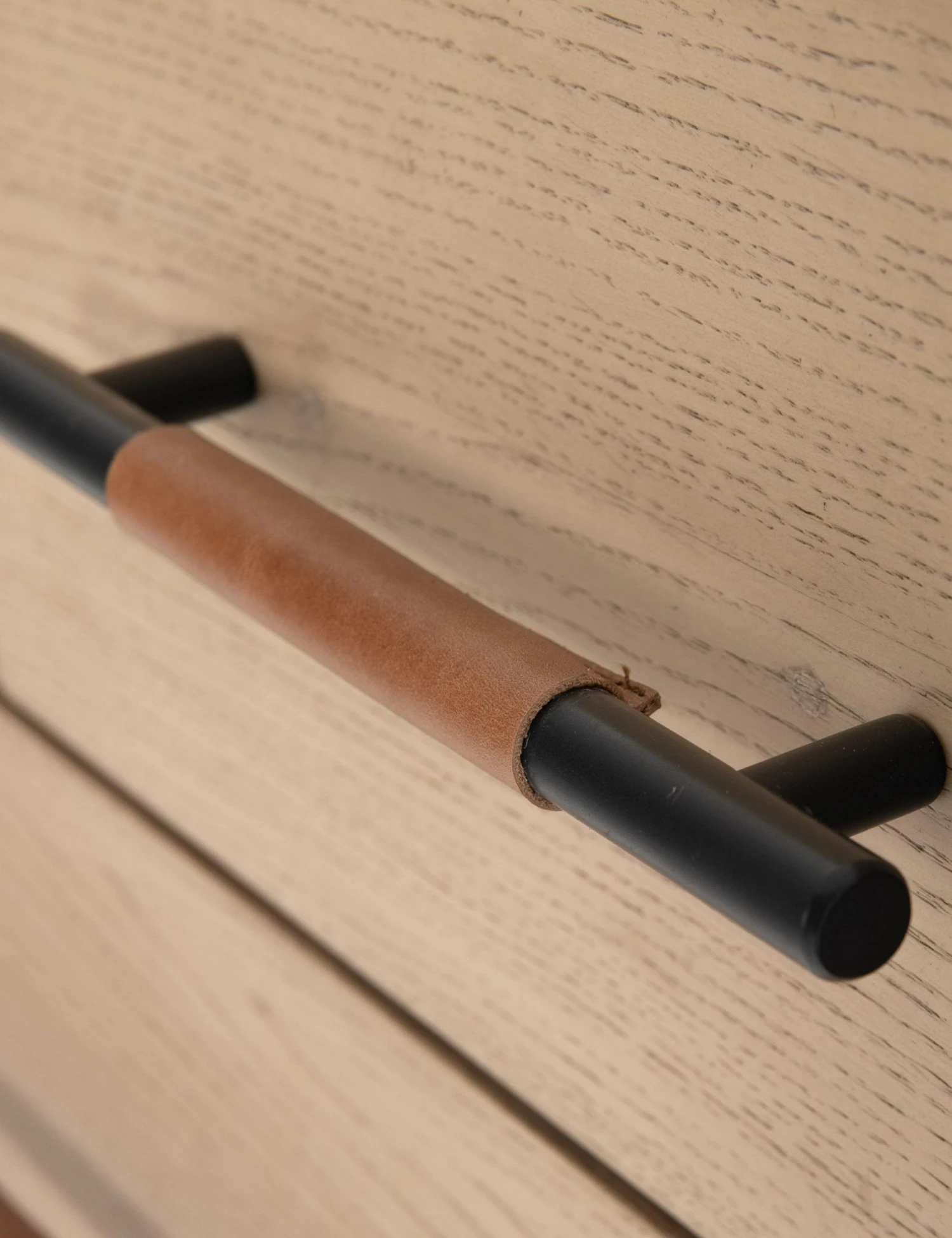 108708-002_det_4_ebdbc975-ba32-4215-aa31-cda725063b36.jpg Lulu And Georgia Avalon Tall 6-Drawer Dresser