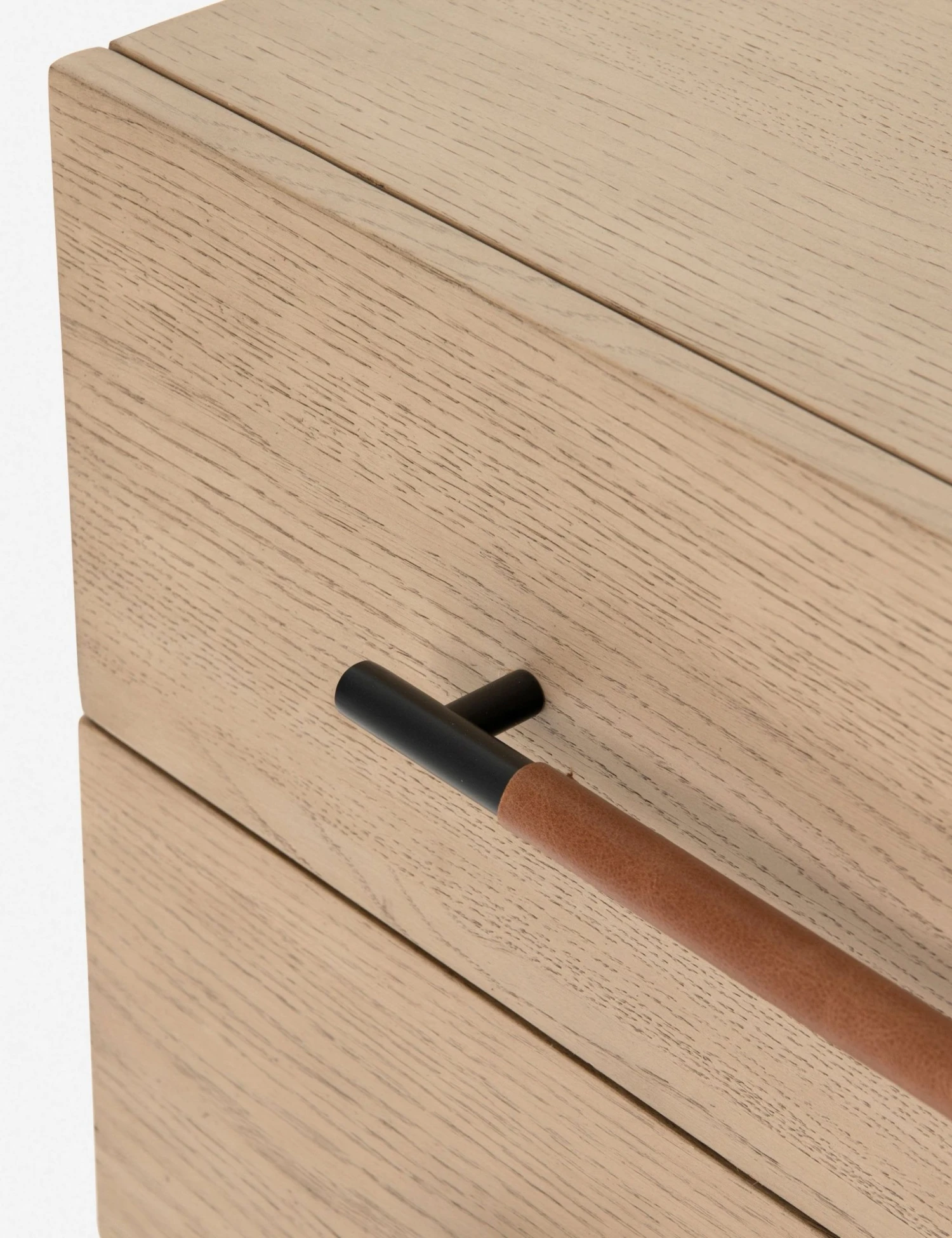 109065-002_det_7_60e6b640-d0dd-428a-a25b-c3783be2d0c3.jpg Lulu And Georgia Avalon Wide 6-Drawer Dresser