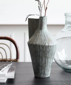 Lulu And Georgia Cyndi Vase New