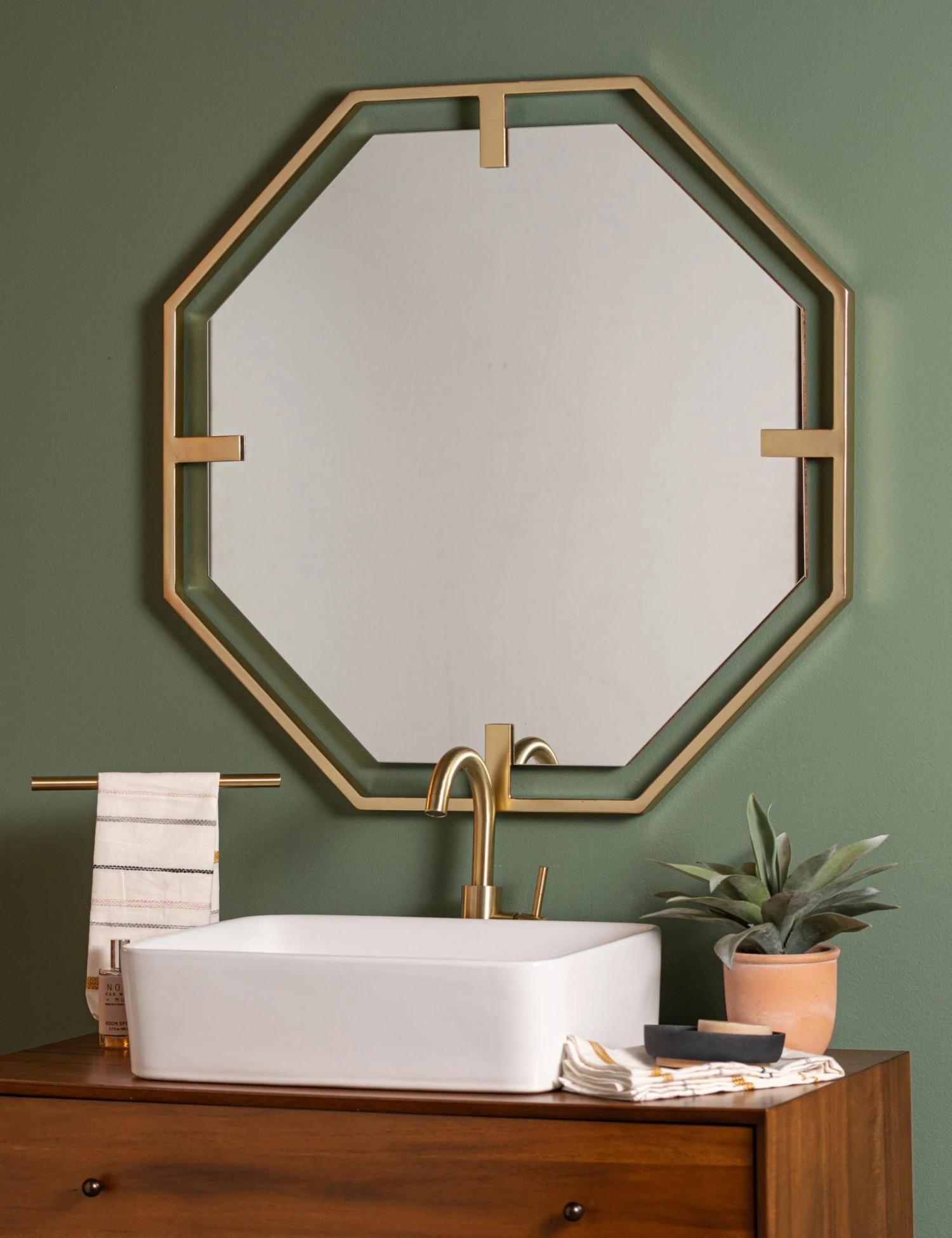 41639_4.jpg Lulu And Georgia Xanthe Mirror