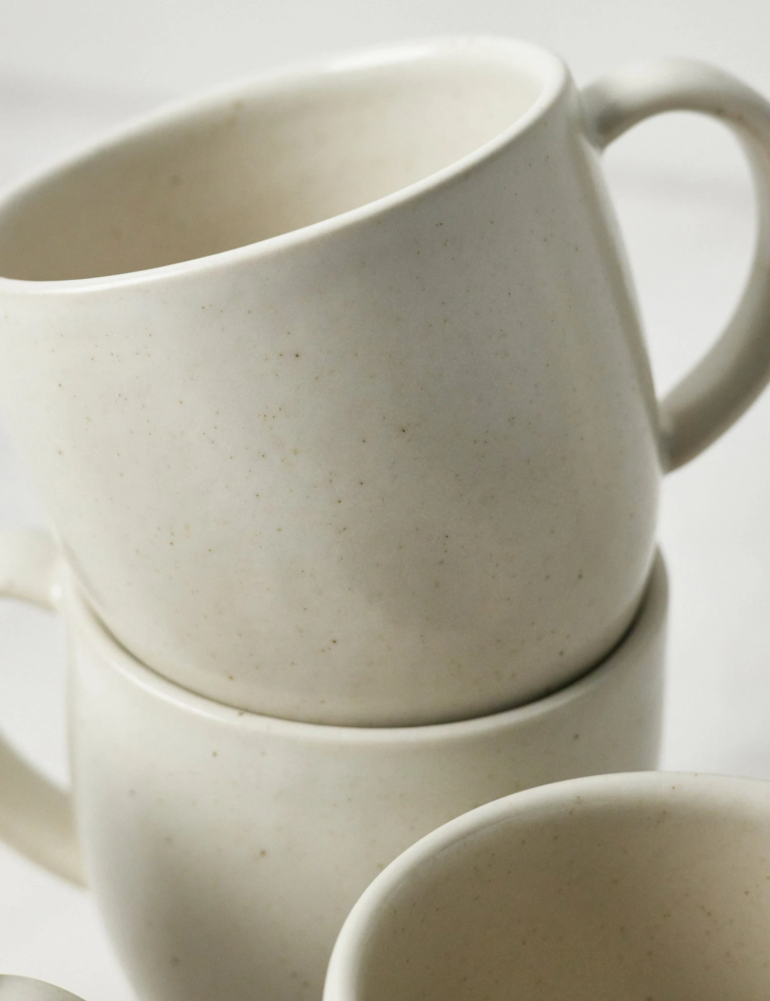 CasafinaPacificaMugs_Vanilla_Setof6_5487.jpg Lulu And Georgia Artful Proportions Collection Pacifica Mugs (Set Of 6) By Casafina