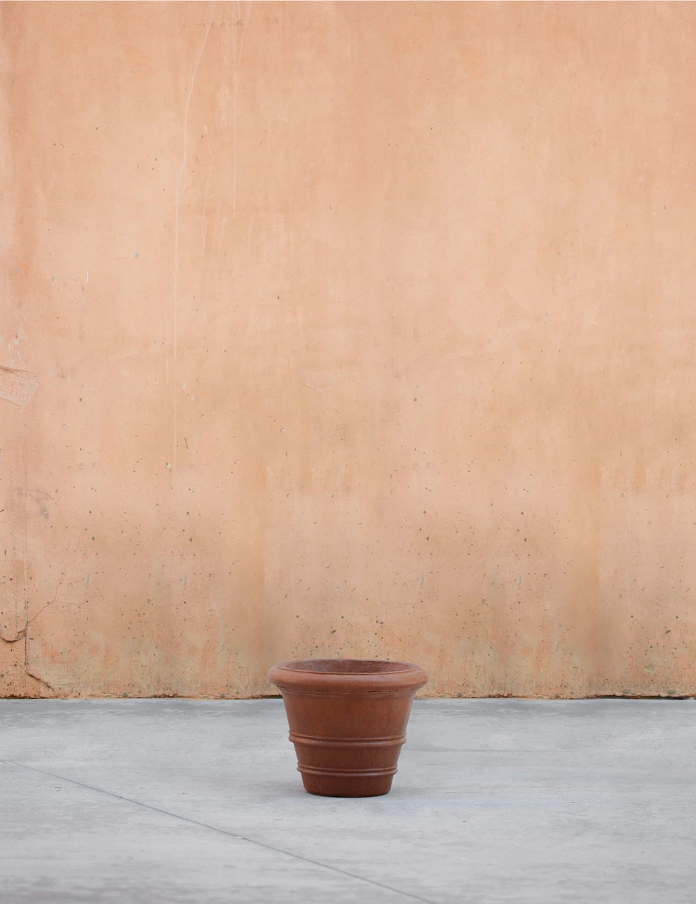 ClassicRolledRimPlanter_11.5_byCampaniaInternational-00003.jpg Lulu And Georgia Classic Rolled Rim Planter By Campania International