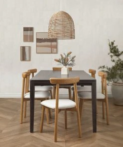 Lulu And Georgia New Aries Wallpaper