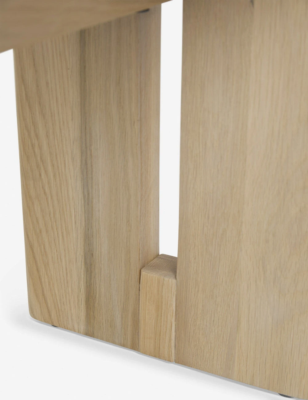 HenrikBench_4922.jpg Lulu And Georgia Henrik Bench New