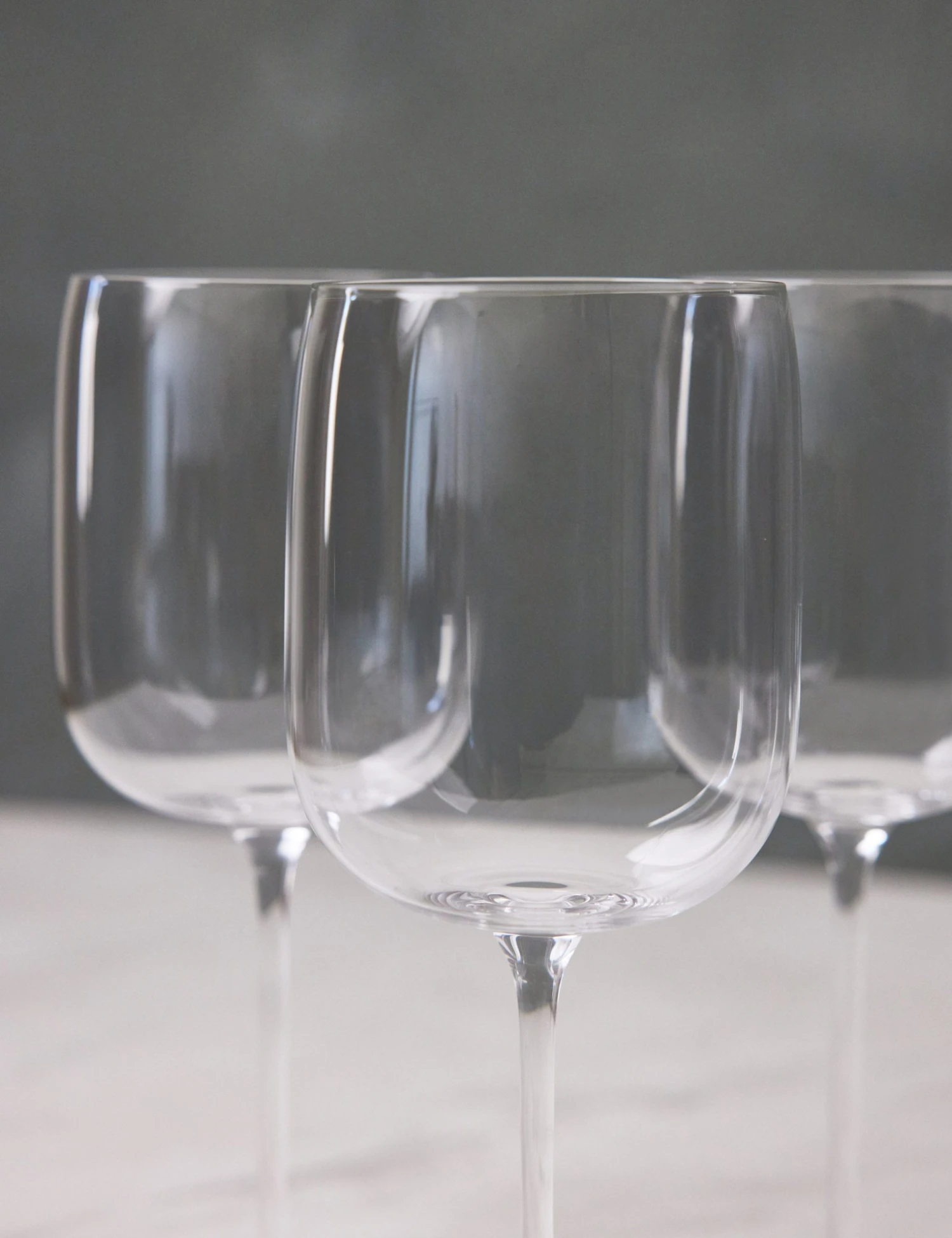 LSABoroughS-4WhiteWineGlass7945.jpg Lulu And Georgia Borough Wine Glass (Set Of 4) By LSA International Outdoor Collection