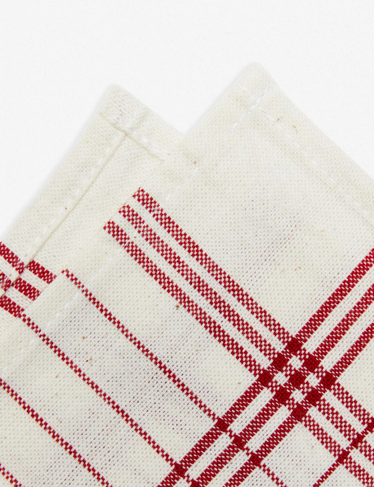 NAP_FREN_RED-FRENCHLATTICE-RedNapkins-2.jpg Lulu And Georgia Heather Taylor Home French Lattice Napkins (Set Of 4) Kitchen + Dining