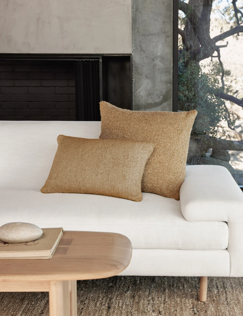 PillowPairings_21220-SITECROP_12ccff04-8a7e-489d-bad0-a829ef75a90f.jpg Lulu And Georgia Manon Linen Bouclé Pillow Artful Proportions Collection