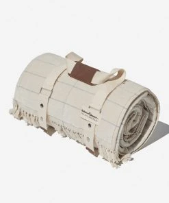 Lulu And Georgia Beach Blanket By Business & Pleasure Co. New 8 Lulu And Georgia Beach Blanket By Business & Pleasure Co. New