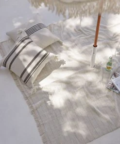 Lulu And Georgia Beach Blanket By Business & Pleasure Co. New 5 Lulu And Georgia Beach Blanket By Business & Pleasure Co. New