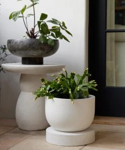 Lulu And Georgia Dreama Indoor / Outdoor Planter New 3 Lulu And Georgia Dreama Indoor / Outdoor Planter New