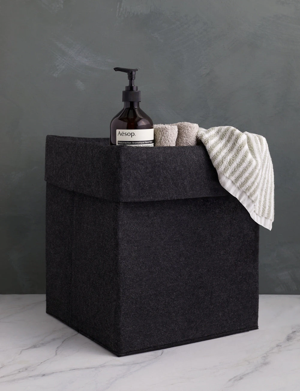 SortJoyTheFlexBin_Original-Carbon_Setof3_-295-SITECROP.jpg Lulu And Georgia SortJoy The Flex Bin, Original (Set Of 3) Décor