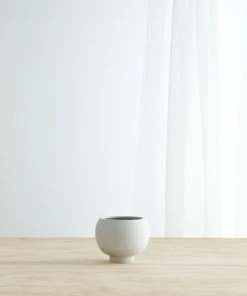 Lulu And Georgia Sutton Self-Watering Planter By Greenery Unlimited New 8 Lulu And Georgia Sutton Self-Watering Planter By Greenery Unlimited New