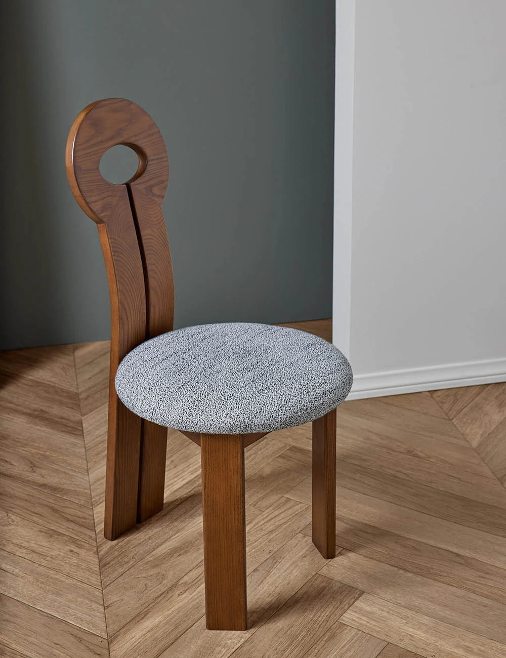 TatiaConsoleTable-9295-SITECROP_810423cb-ce1e-4fb3-9b89-7e19335872d3.jpg Lulu And Georgia Whit Dining Chair (Set Of 2) By Sarah Sherman Samuel Sarah Sherman Samuel Collection