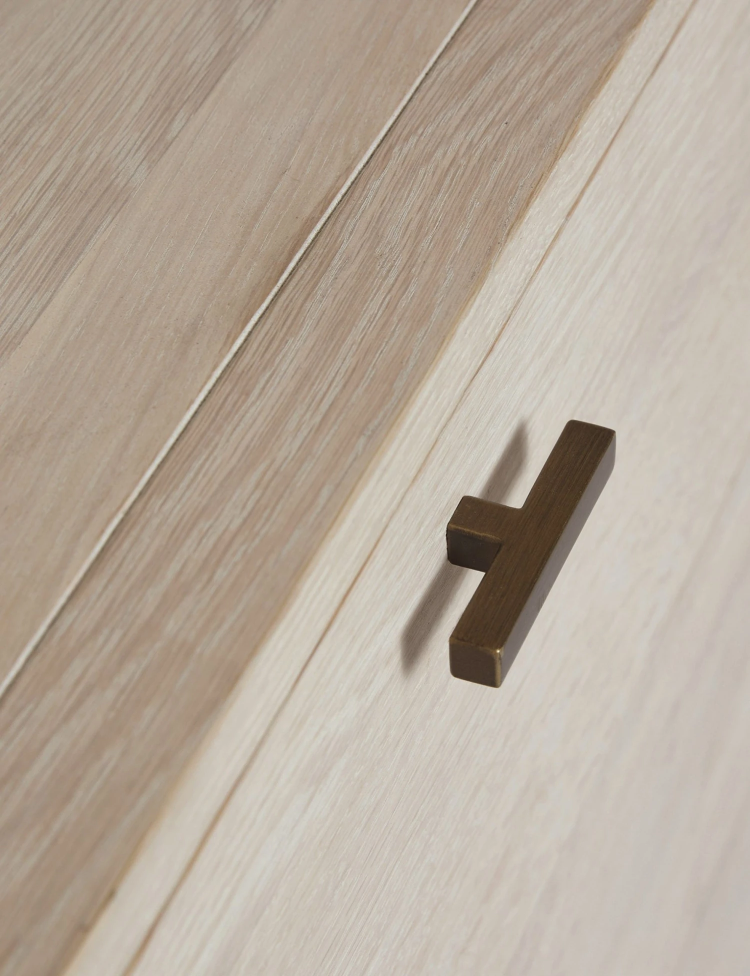 arch_3-drawer_dresser_0034.jpg Lulu And Georgia Brooke 3-Drawer Dresser