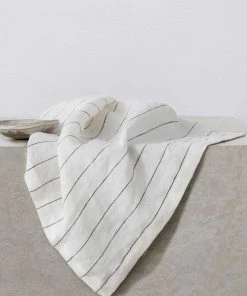 Lulu And Georgia Cultiver Linen Table Napkins (Set Of 4) Artful Proportions Collection