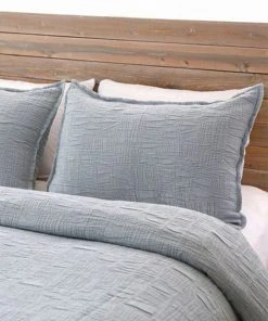 Lulu And Georgia Pom Pom At Home Harbour Matelassé Coverlet Élan Byrd Collection