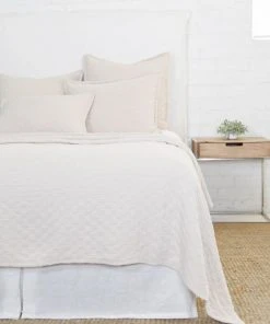 Lulu And Georgia Pom Pom At Home Ojai Sham