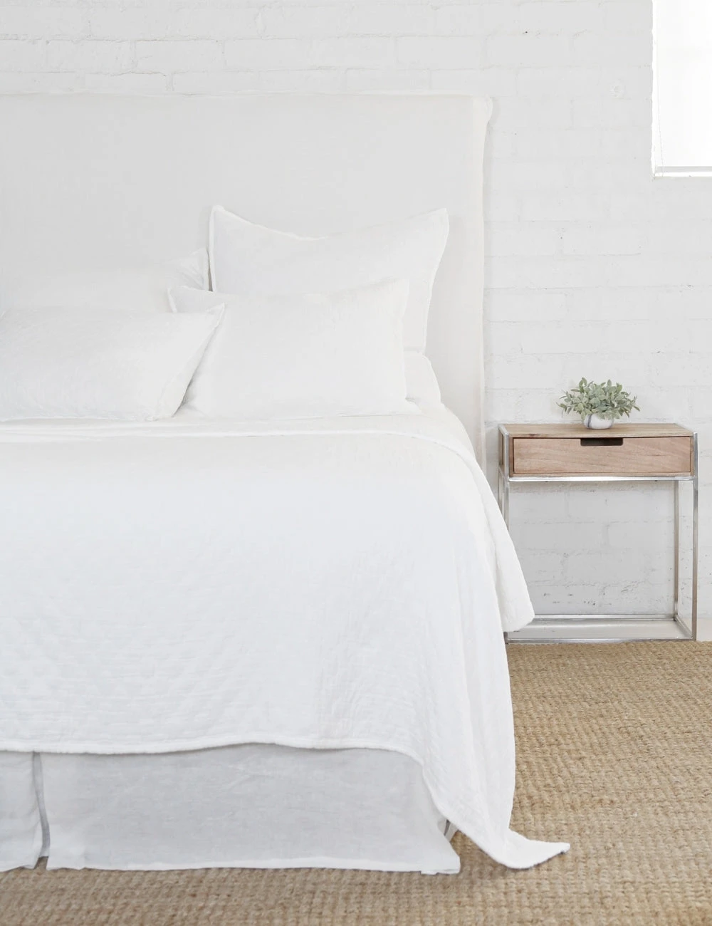 gt-3000-w-04.jpg Lulu And Georgia Pom Pom At Home Ojai Sham