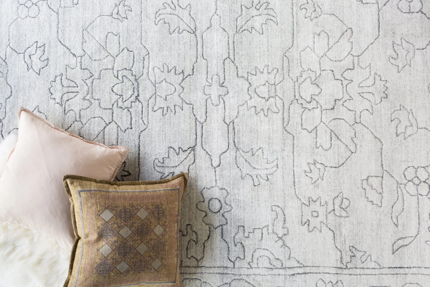 htw3000-styleshot.jpg Lulu And Georgia Camilla Rug