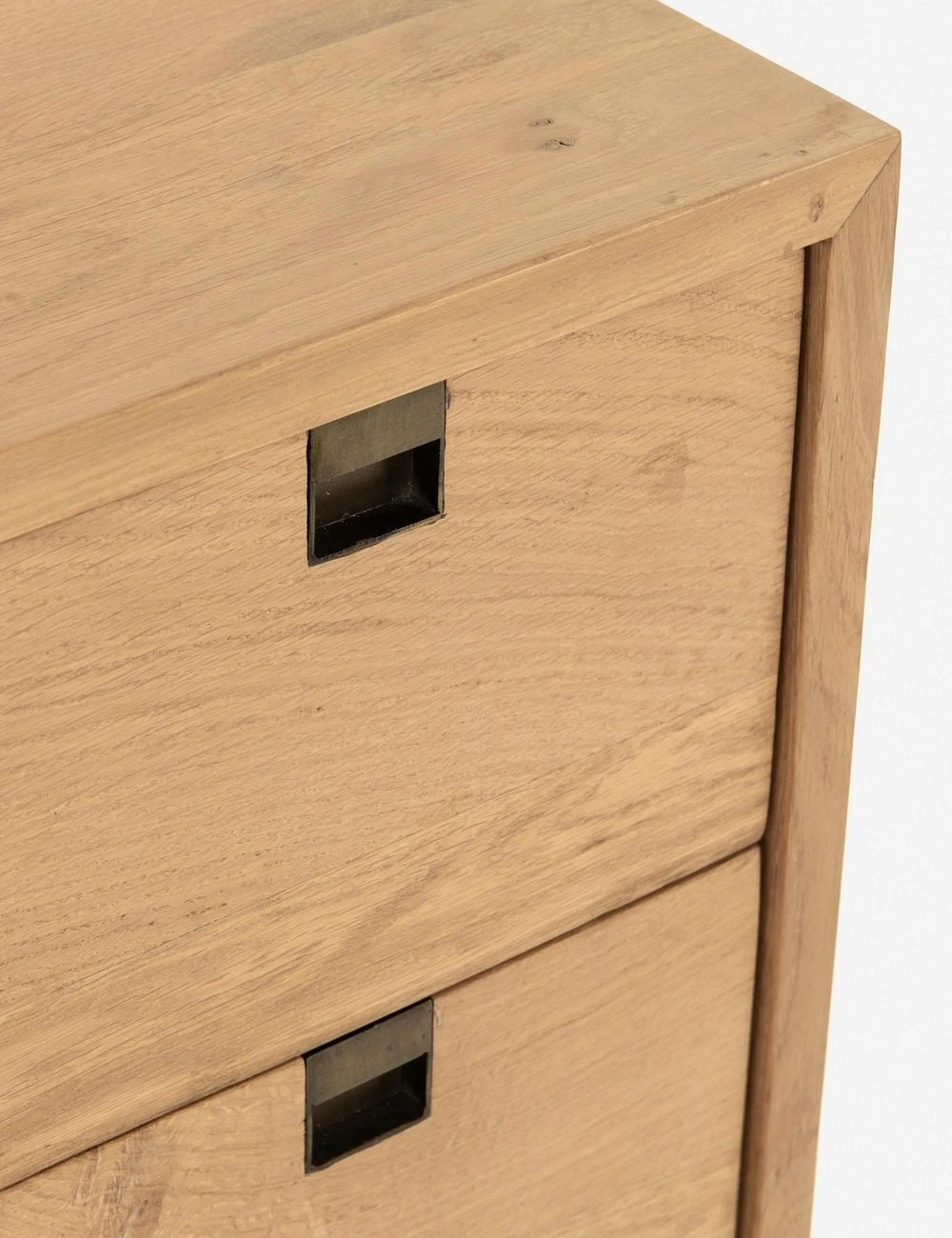 ifal-029_det_8_1.jpg Lulu And Georgia Karma Dresser