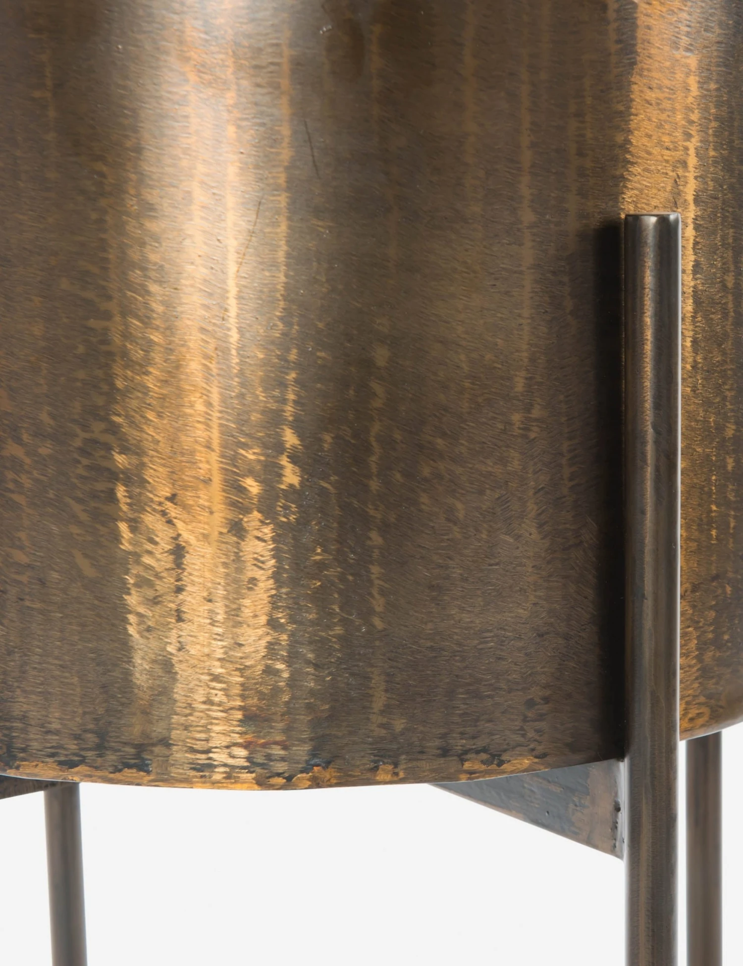 imar-183_det_3-1.jpg Lulu And Georgia Francine Planter