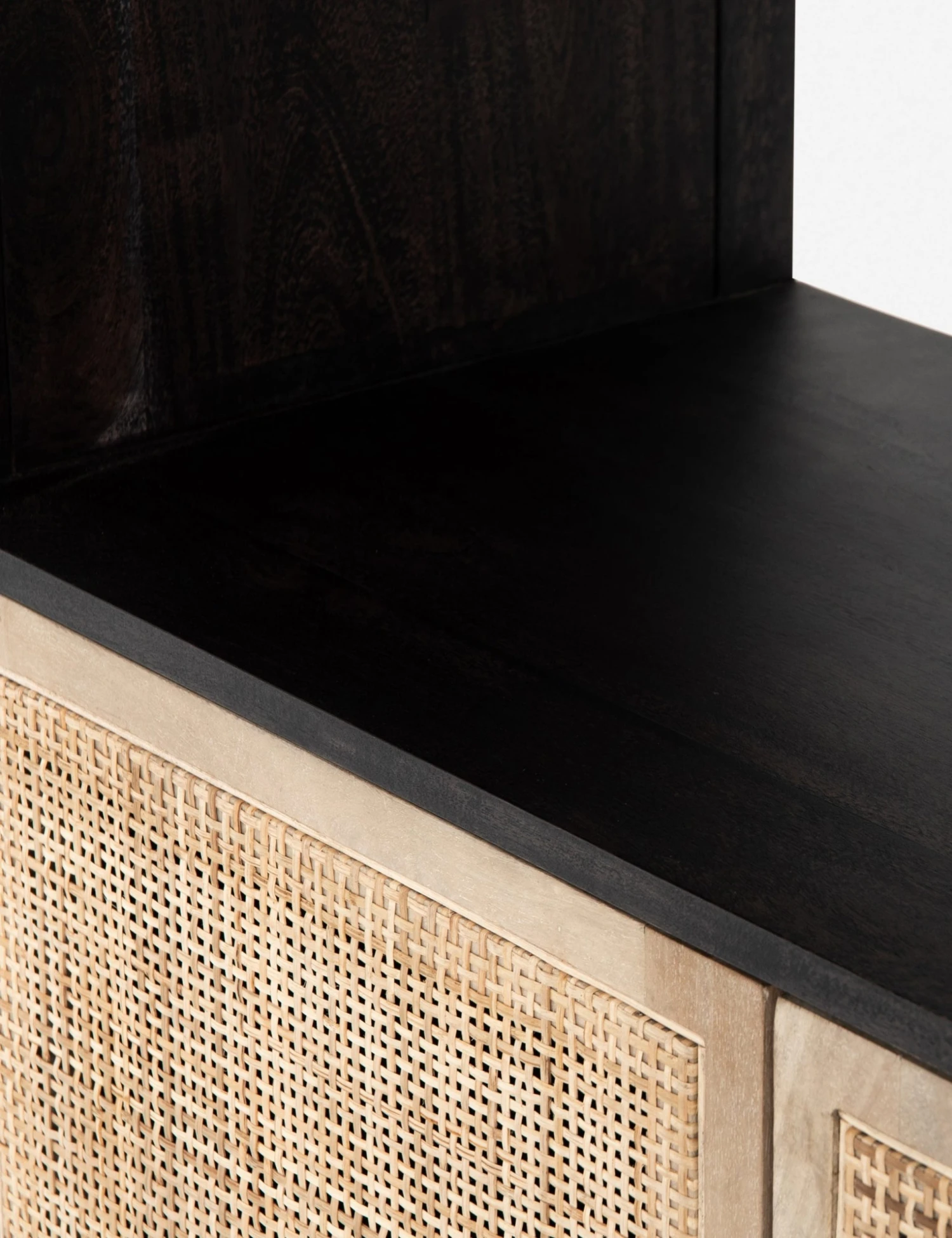 iprs-025_det_5.jpg Lulu And Georgia Hannah Bookcase