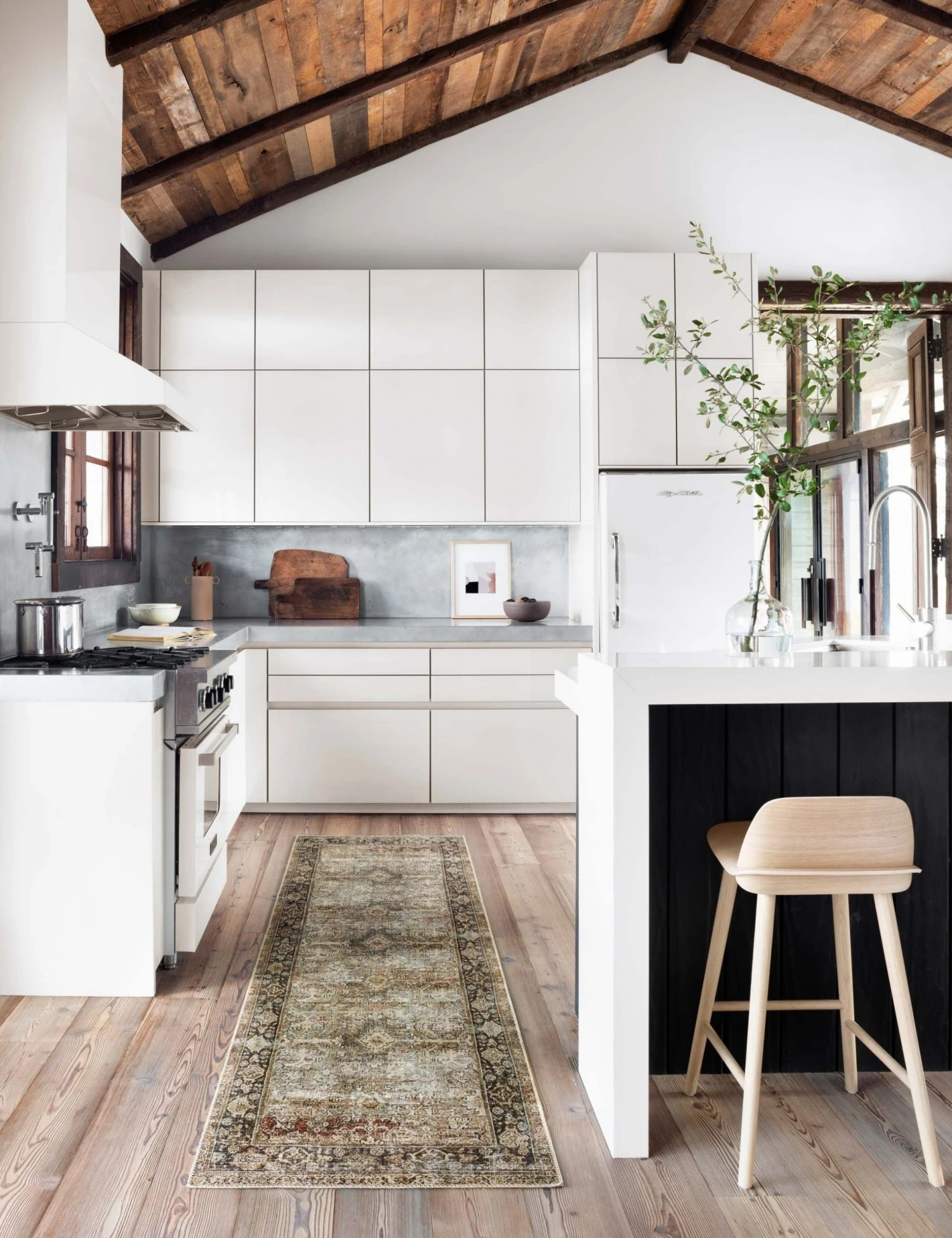 layllay-03olcc_13.jpg Lulu And Georgia Dacion Rug Mossy Greens