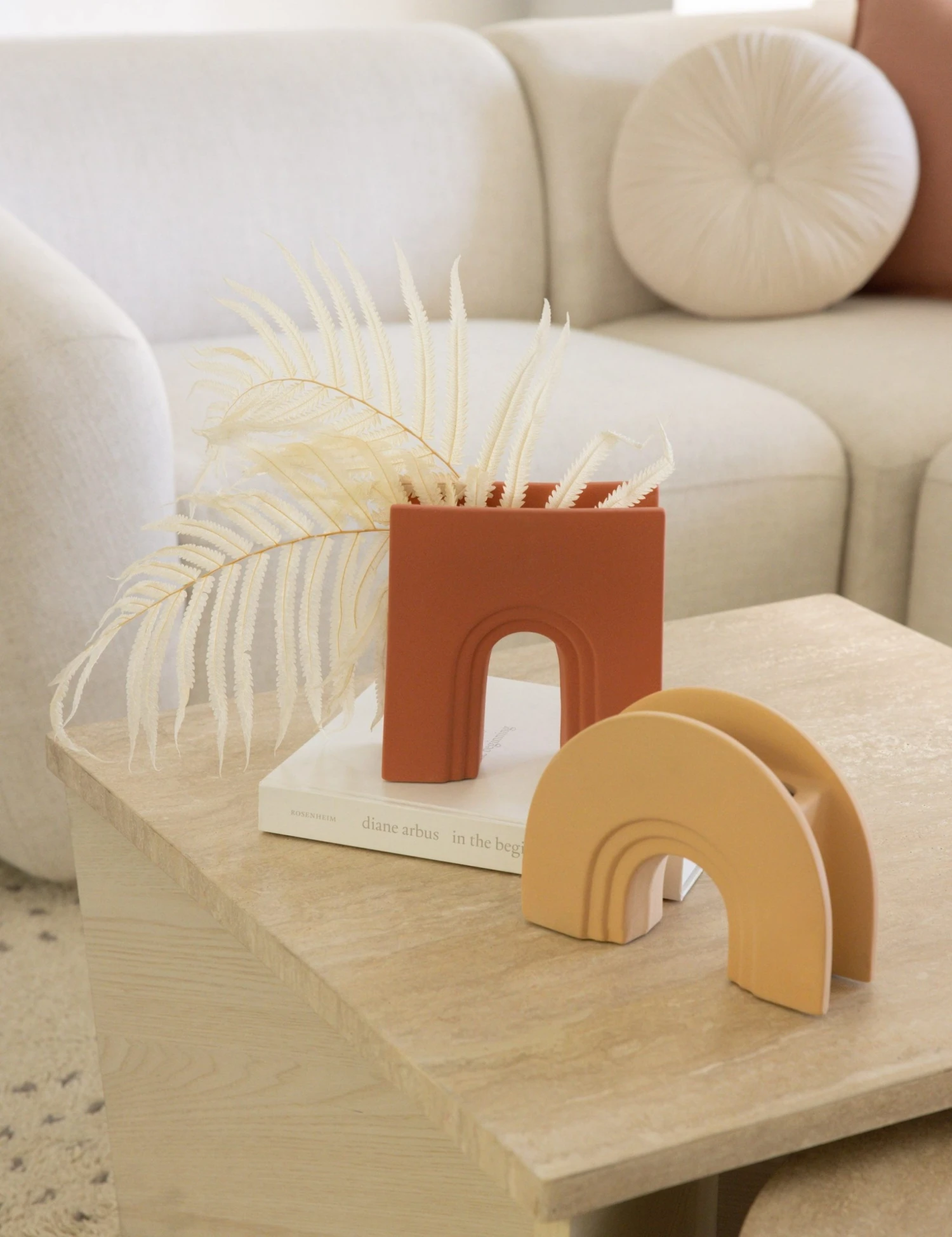 o4a0066-site_crop.jpg Lulu And Georgia June Arched Vase Décor