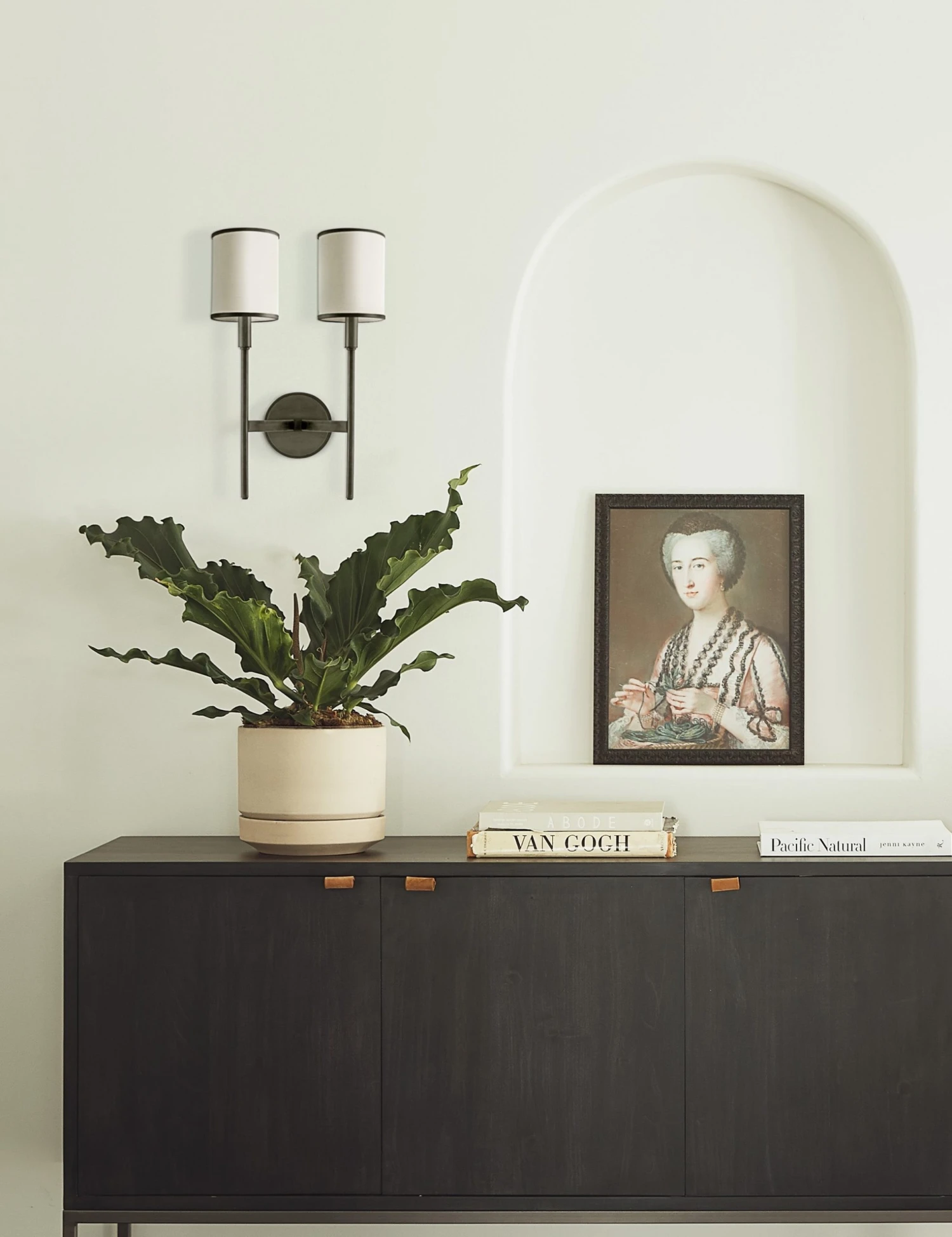 rosamond_lady_dungarvan_8_fed947b7-1e82-4536-8538-280f2e8cfeaf.jpg Lulu And Georgia LBE Design Ceramic Indoor / Outdoor Planter