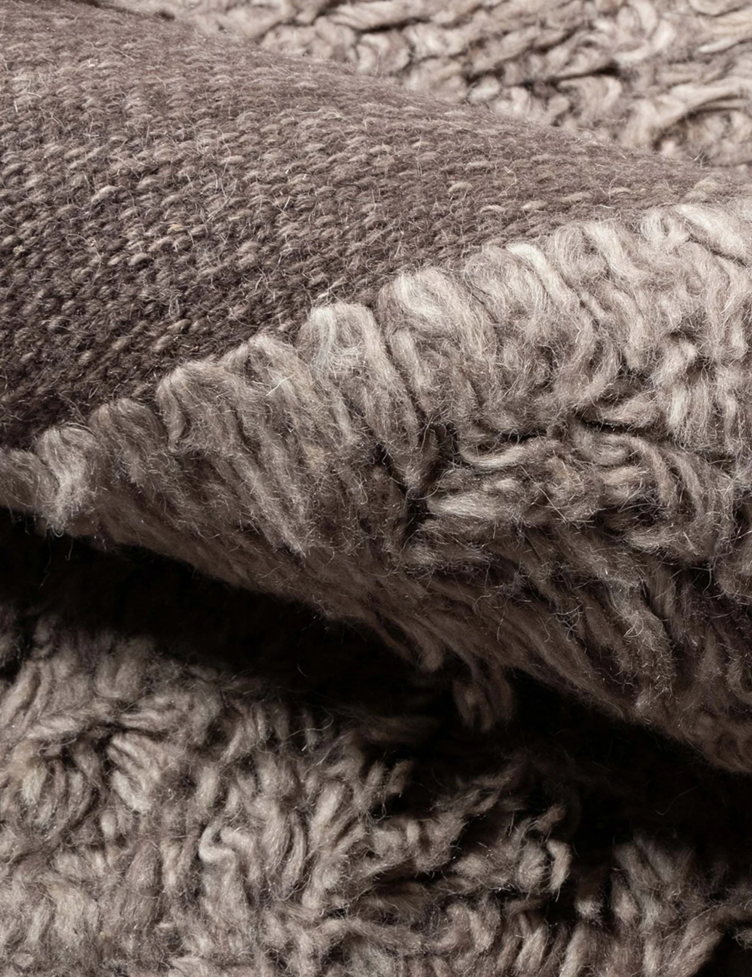 tumeni_gry_4_ccfb398b-1fd2-4f72-8789-2910c17cd582.jpg Lulu And Georgia Lemieux Et Cie By Momeni Tumeni Rug