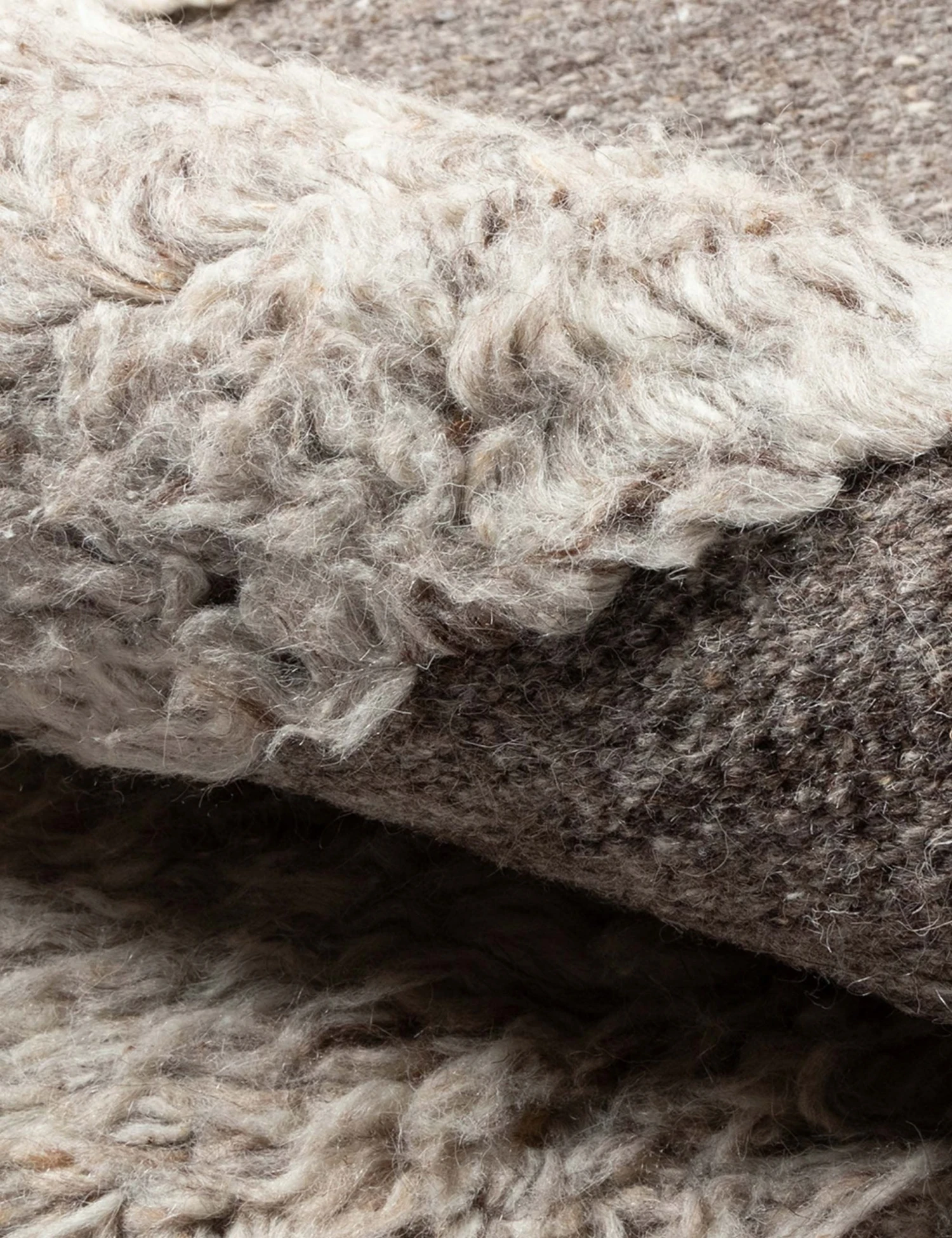 tumeni_nat_4_cd5b0f96-c2e4-4bbf-97e5-6251ade6e441.jpg Lulu And Georgia Lemieux Et Cie By Momeni Tumeni Rug